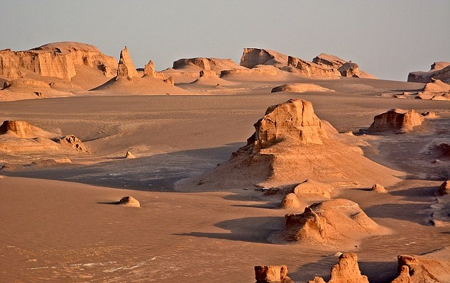 Shahdad desert